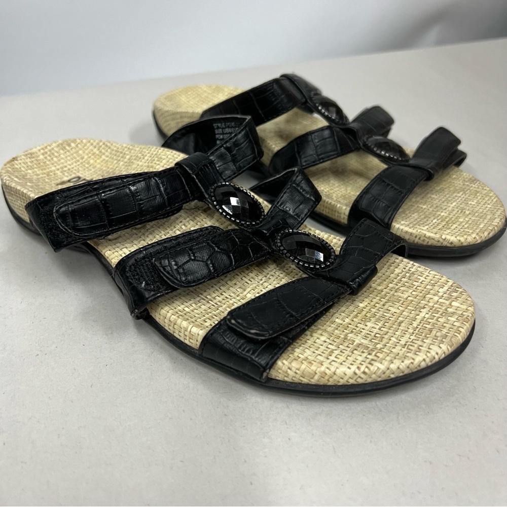 Orthaheel size 6 black sandals adjustable straps